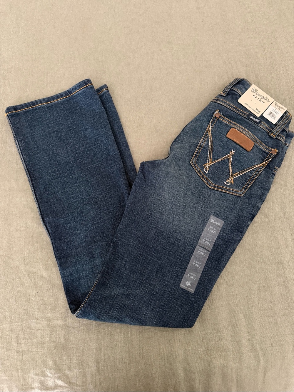 NWT Women’s Wrangler Retro Jeans